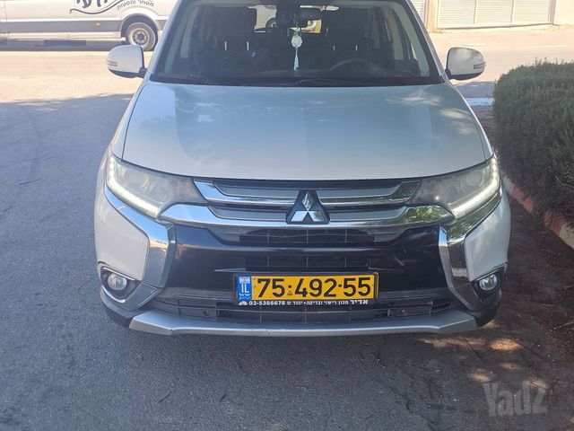 מיצובישי אאוטלנדר