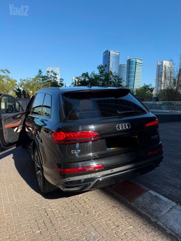 אאודי Q7