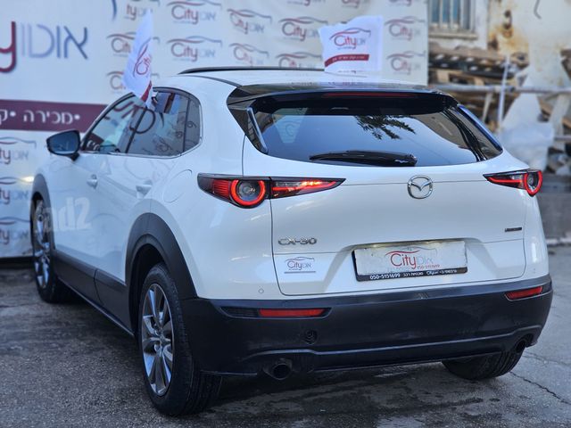 מאזדה CX-30