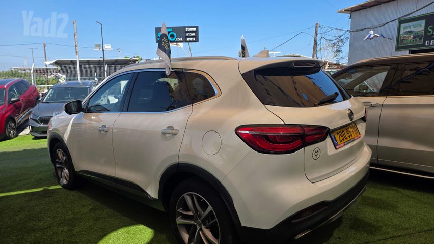 אם ג'י EHS PHEV