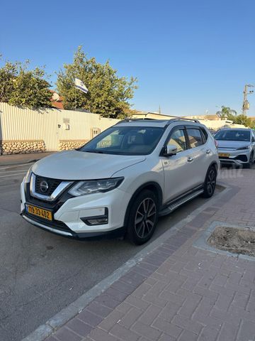 מודעת רכב ניסאן אקס טרייל
