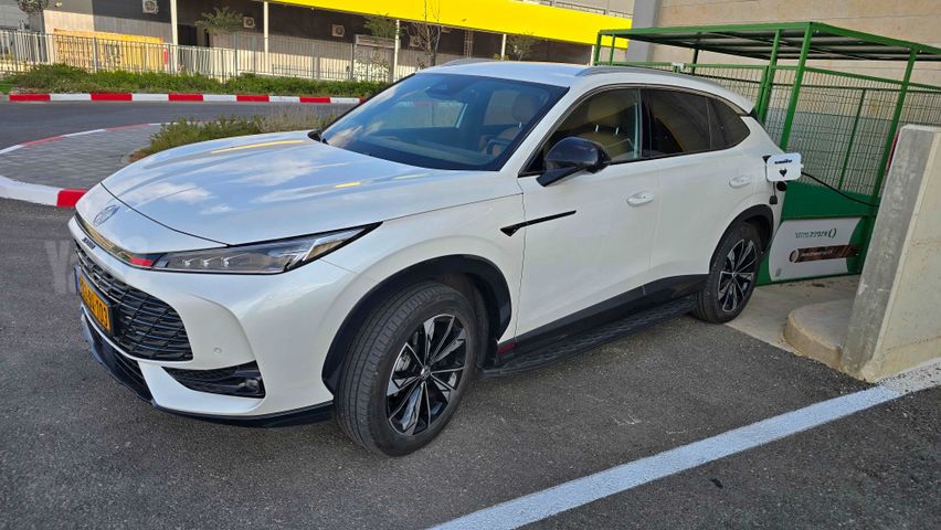 אם ג'י EHS PHEV