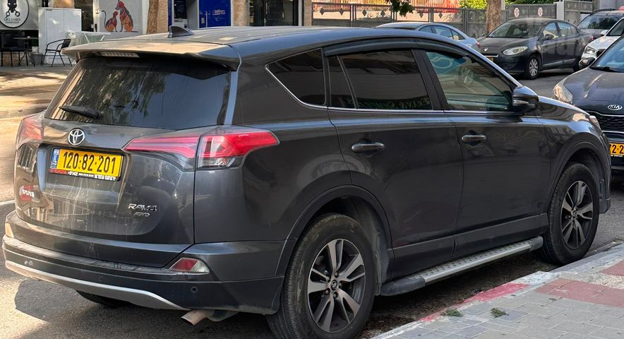 RAV4 4X4 Premium Tss אוט׳ 2.0 (152 כ״ס)