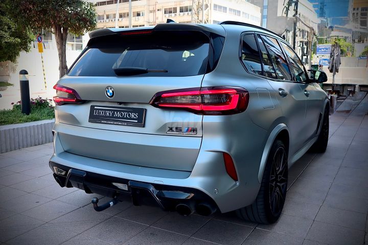 ב מ וו X5 M