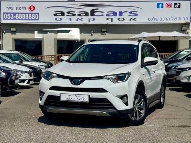 מודעת רכב טויוטה RAV4