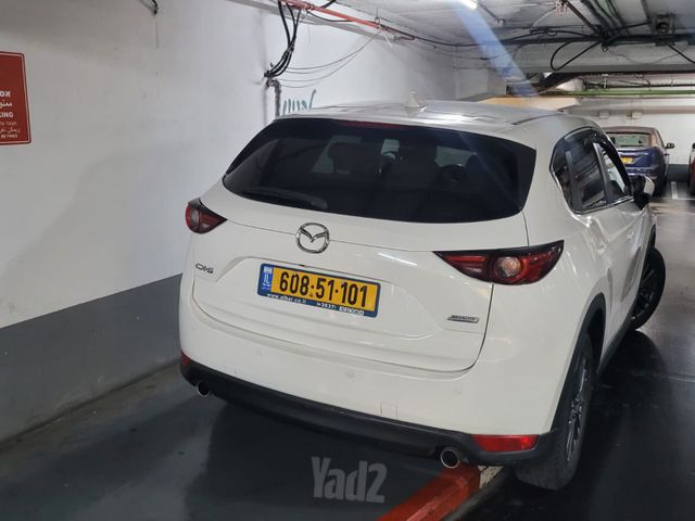 מודעת רכב מאזדה CX-5
