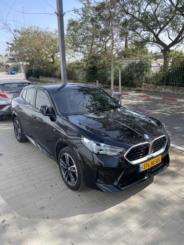 ב מ וו X2