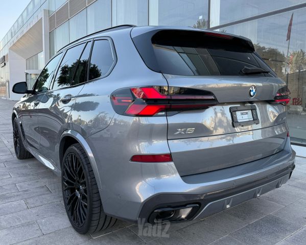 ב מ וו X5