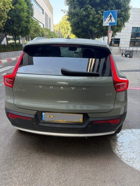 וולוו XC40