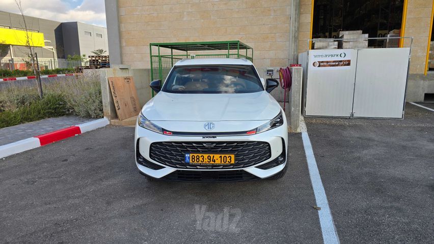 אם ג'י EHS PHEV