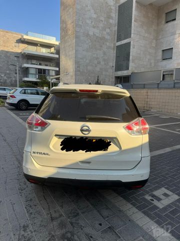 ניסאן אקס טרייל