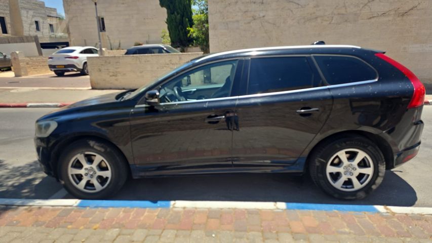 מודעת רכב וולוו XC60