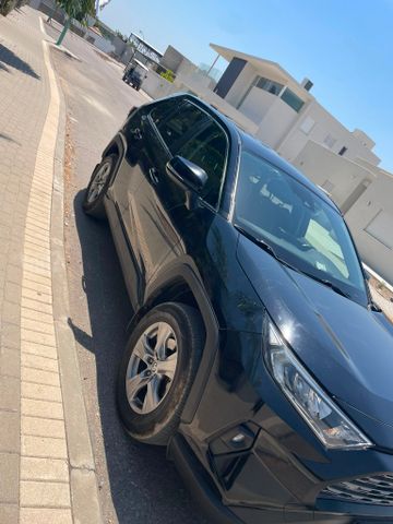 טויוטה RAV4