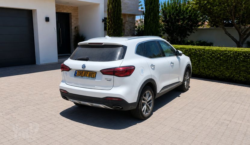 אם ג'י EHS PHEV