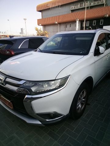 מיצובישי אאוטלנדר