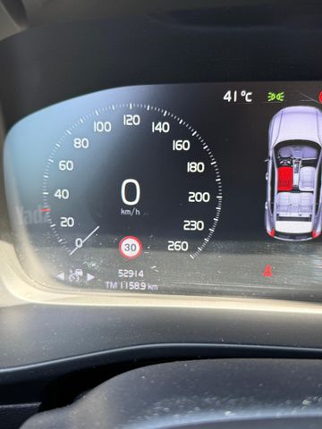 וולוו XC40