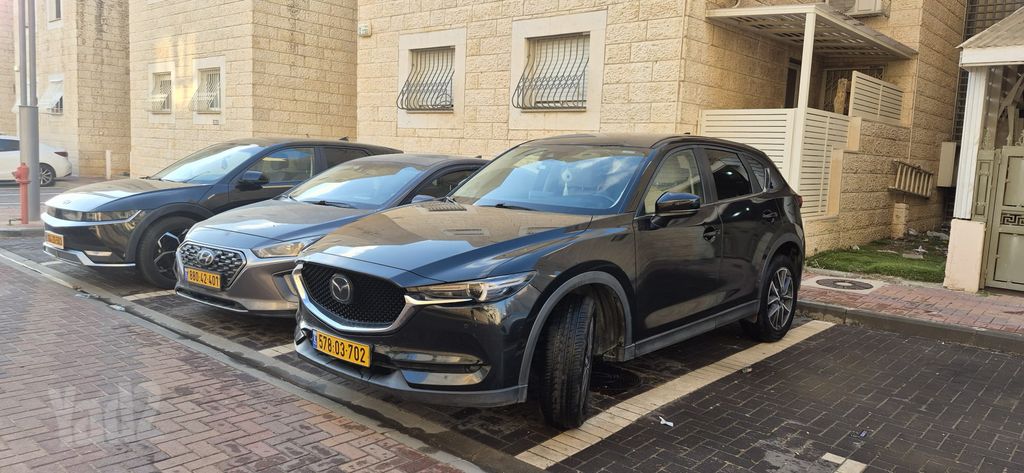 מודעת רכב מאזדה CX-5