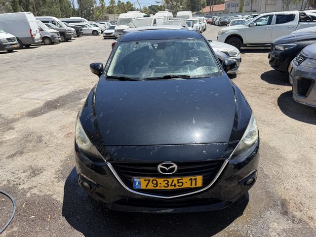 מודעת רכב מאזדה 3