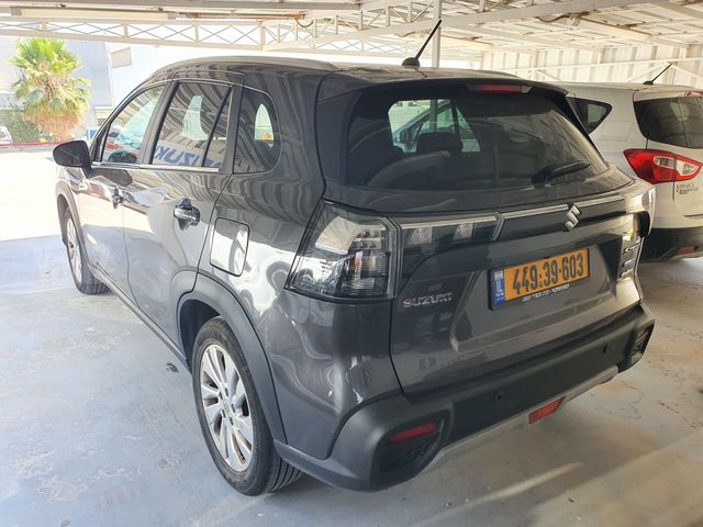 סוזוקי S-Cross