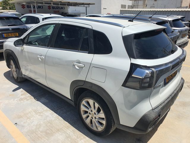 סוזוקי S-Cross