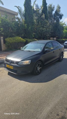 מודעת רכב פולקסווגן ג'טה