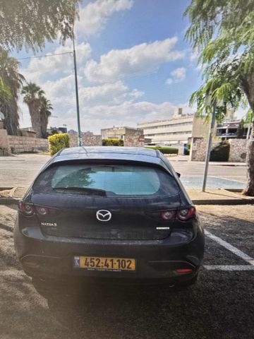 מאזדה 3