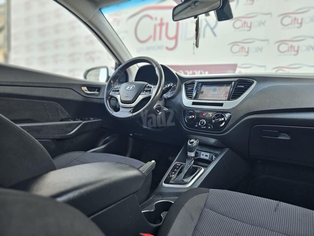 יונדאי אקסנט i25