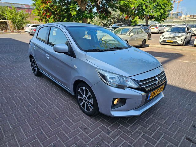 מיצובישי ספייס סטאר