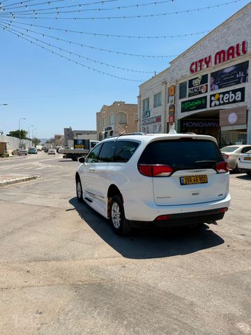 קרייזלר פסיפיקה