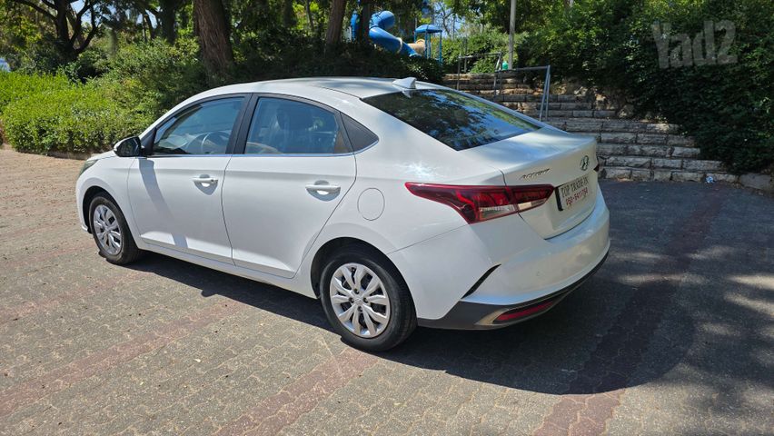יונדאי אקסנט i25