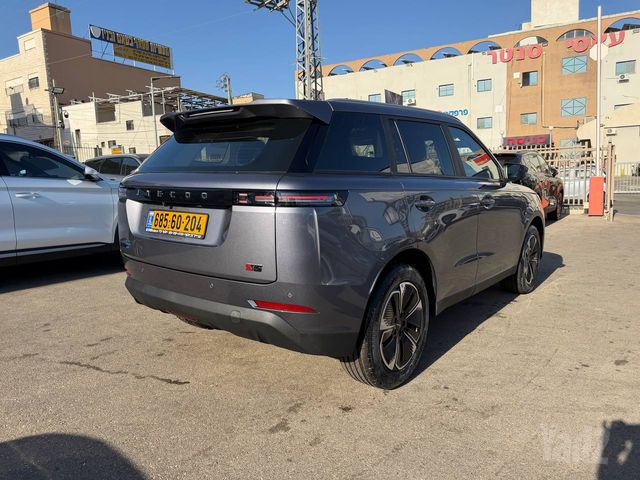 ג'אקו J5