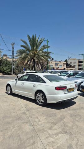 אאודי A6
