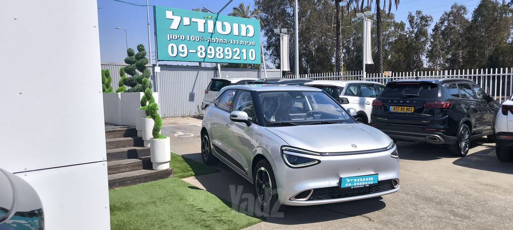מודעת רכב דונגפנג בוקס