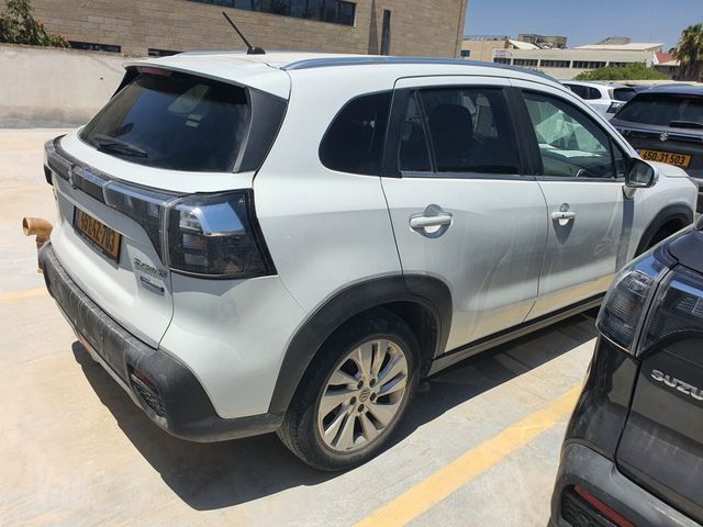סוזוקי S-Cross