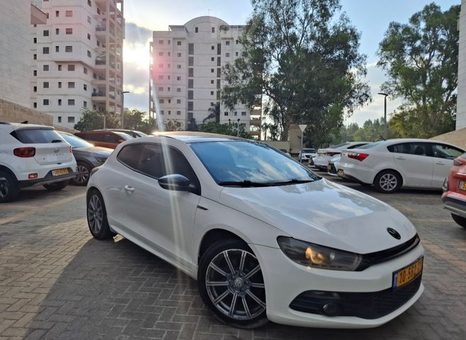 מודעת רכב פולקסווגן שירוקו