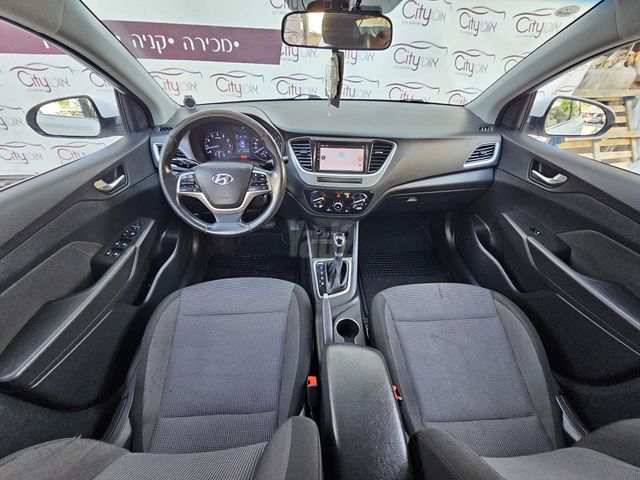 יונדאי אקסנט i25