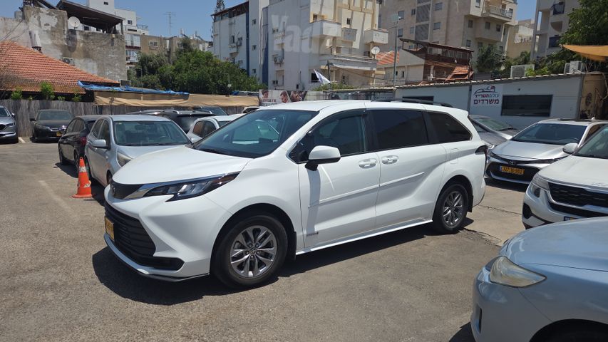 טויוטה סיינה