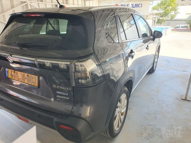 סוזוקי S-Cross