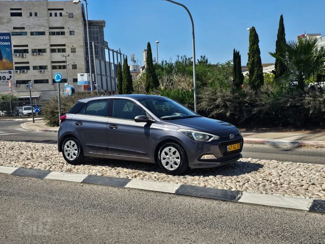 יונדאי i20
