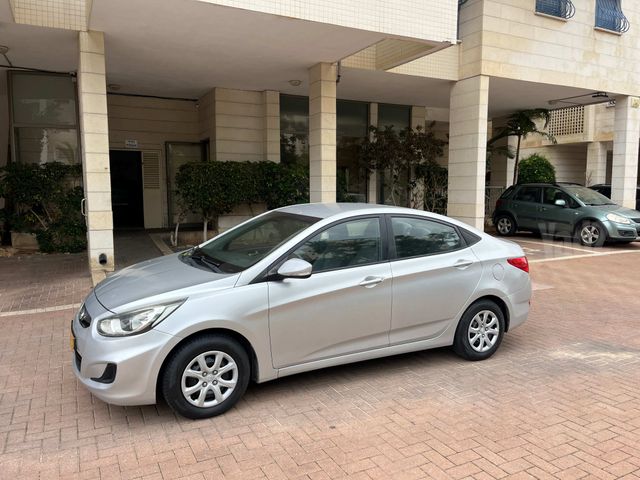 מודעת רכב יונדאי אקסנט i25