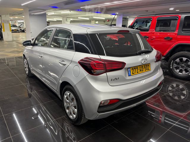 יונדאי i20