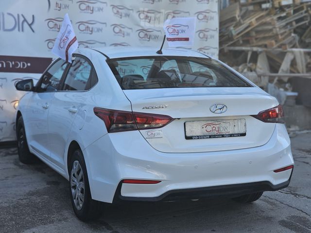 יונדאי אקסנט i25