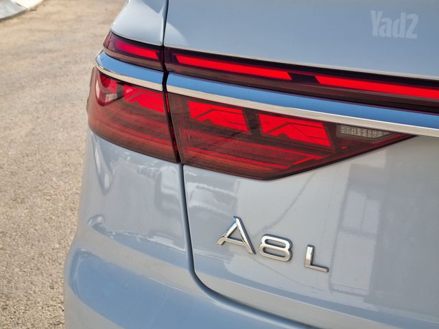 אאודי A8