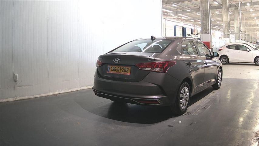 יונדאי אקסנט i25
