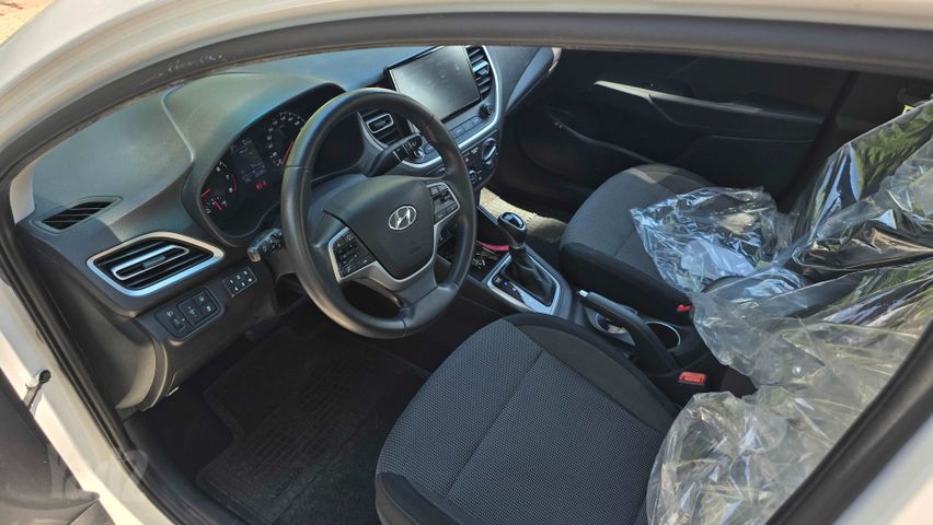 יונדאי אקסנט i25