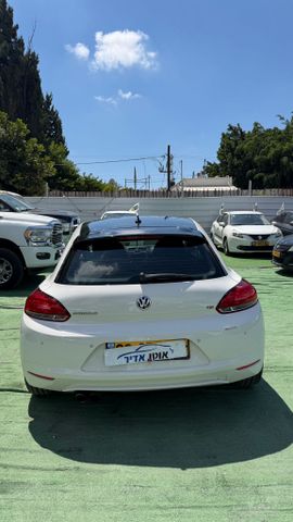 מודעת רכב פולקסווגן שירוקו 2