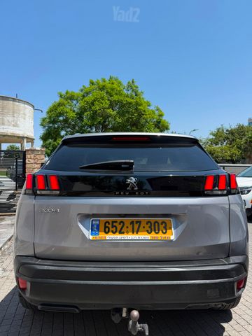 פיג'ו 3008