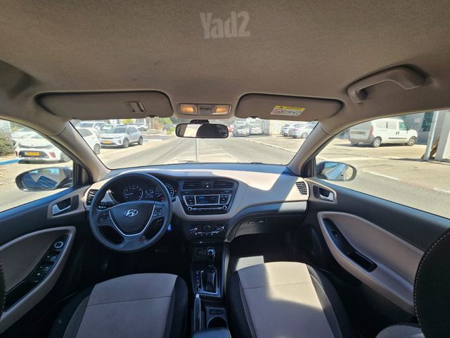 יונדאי i20