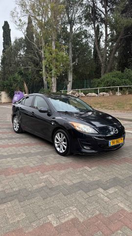 מאזדה 3