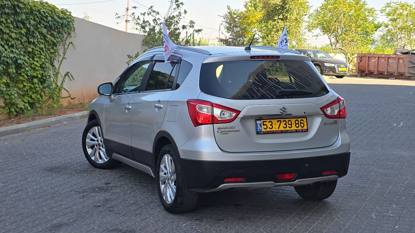 סוזוקי קרוסאובר